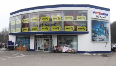 Negozio Intersport GU Sport con pubblicità WSV